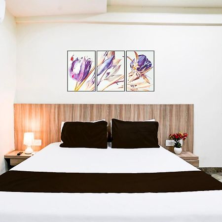Super Hotel O Dombivali Formerly Pk Lodging Dombivli 外观 照片