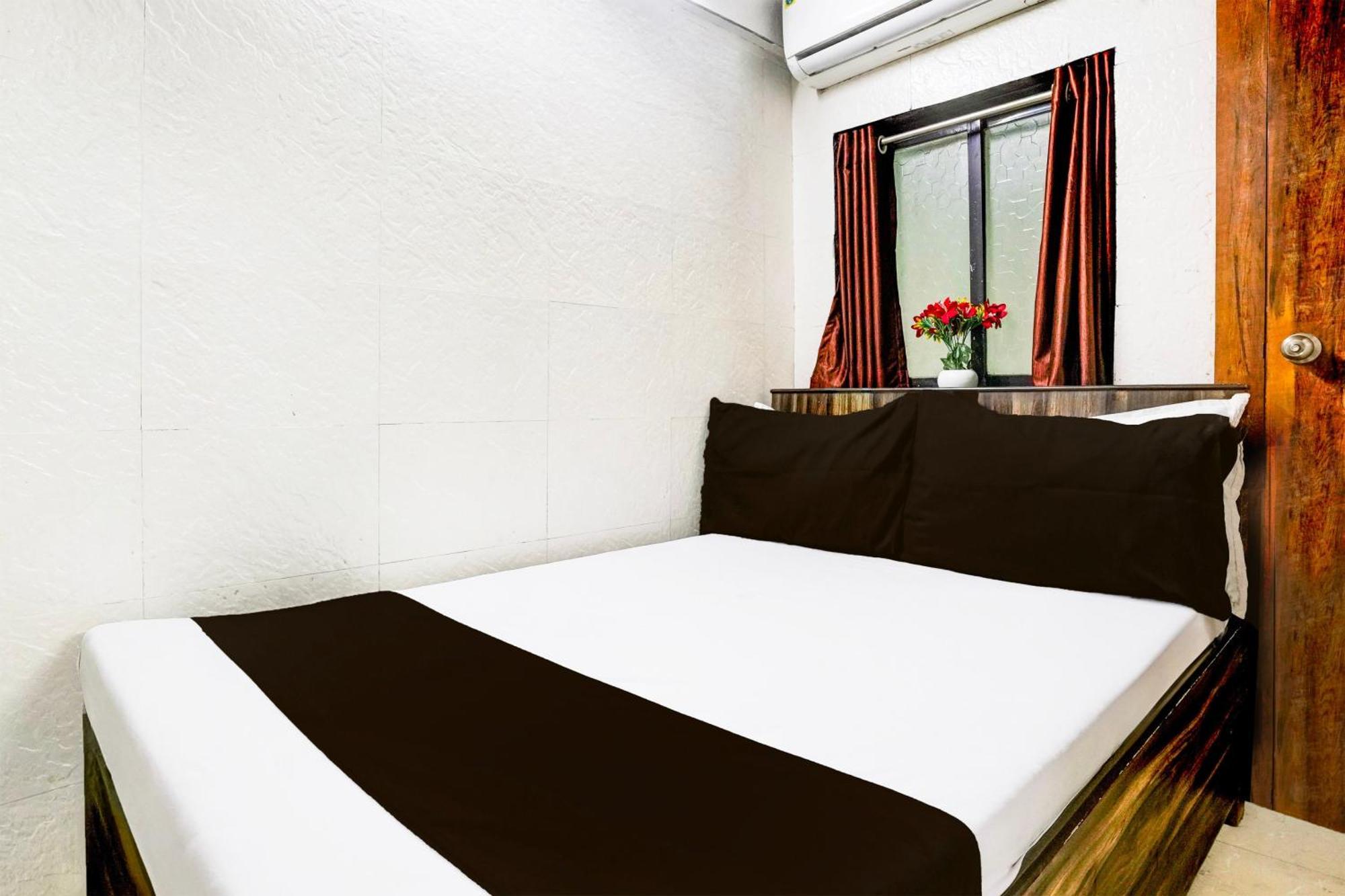 Super Hotel O Dombivali Formerly Pk Lodging Dombivli 外观 照片