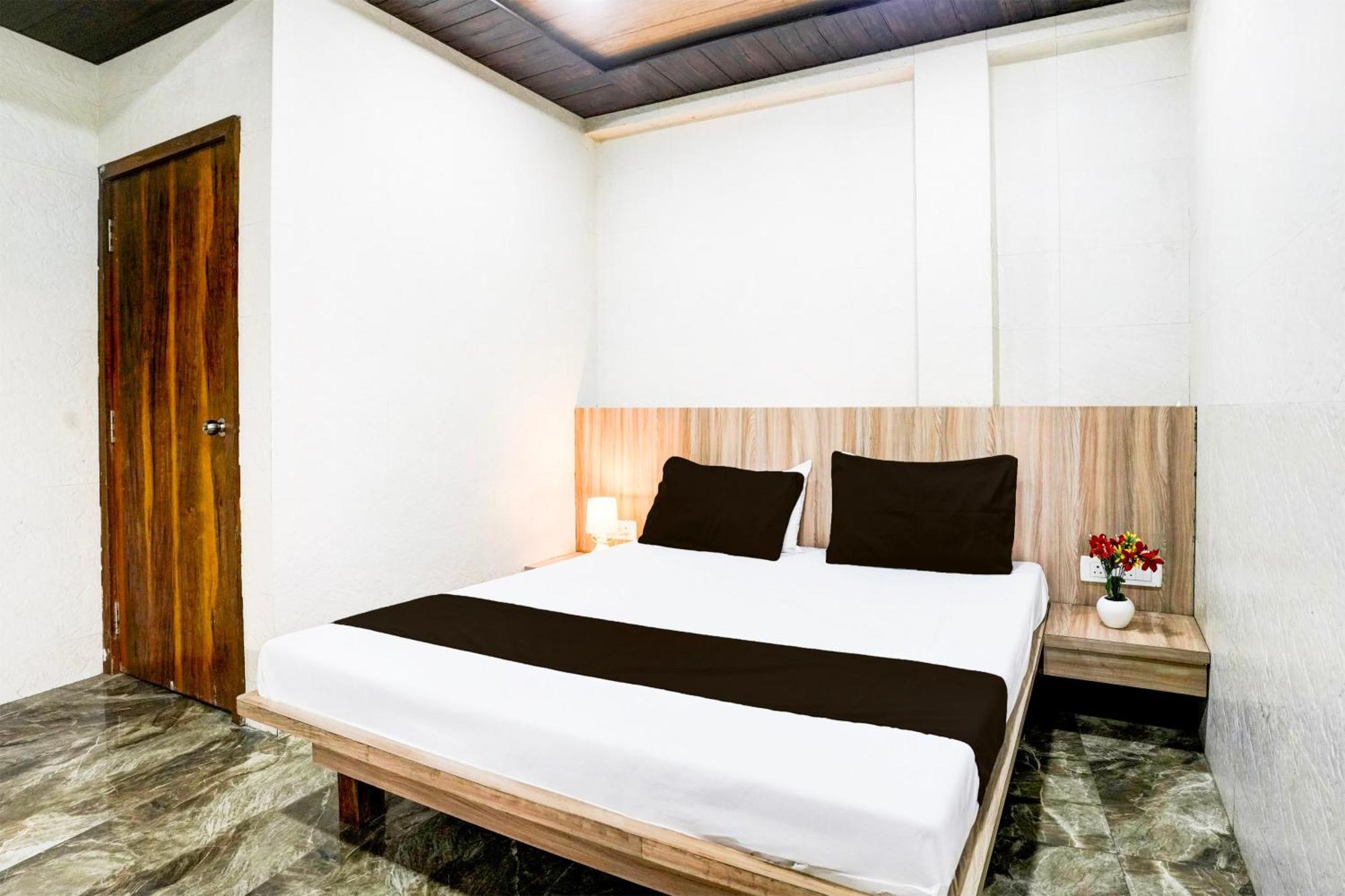 Super Hotel O Dombivali Formerly Pk Lodging Dombivli 外观 照片