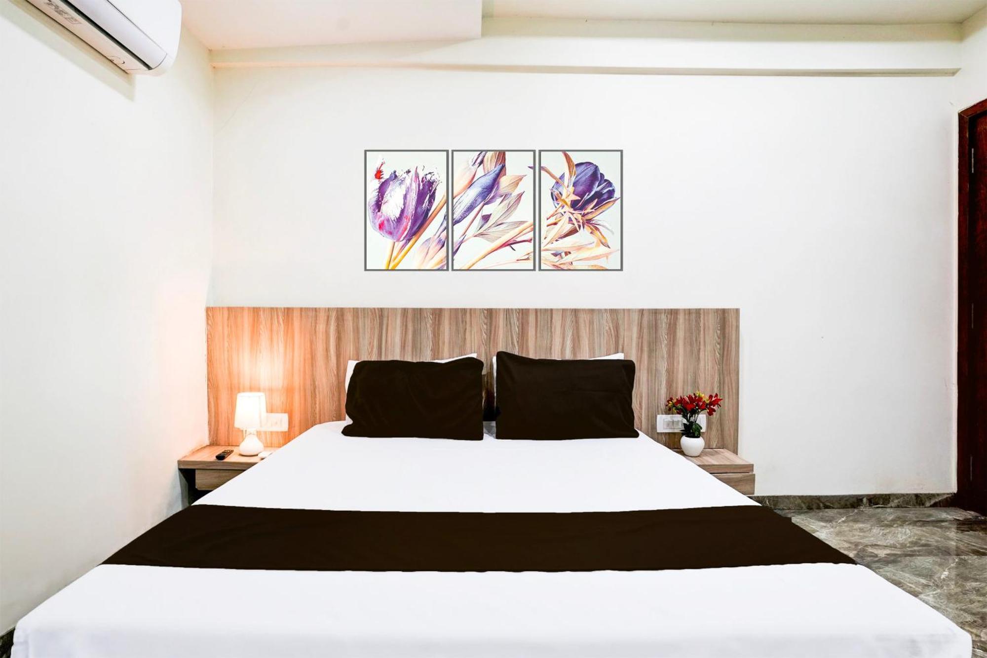 Super Hotel O Dombivali Formerly Pk Lodging Dombivli 外观 照片